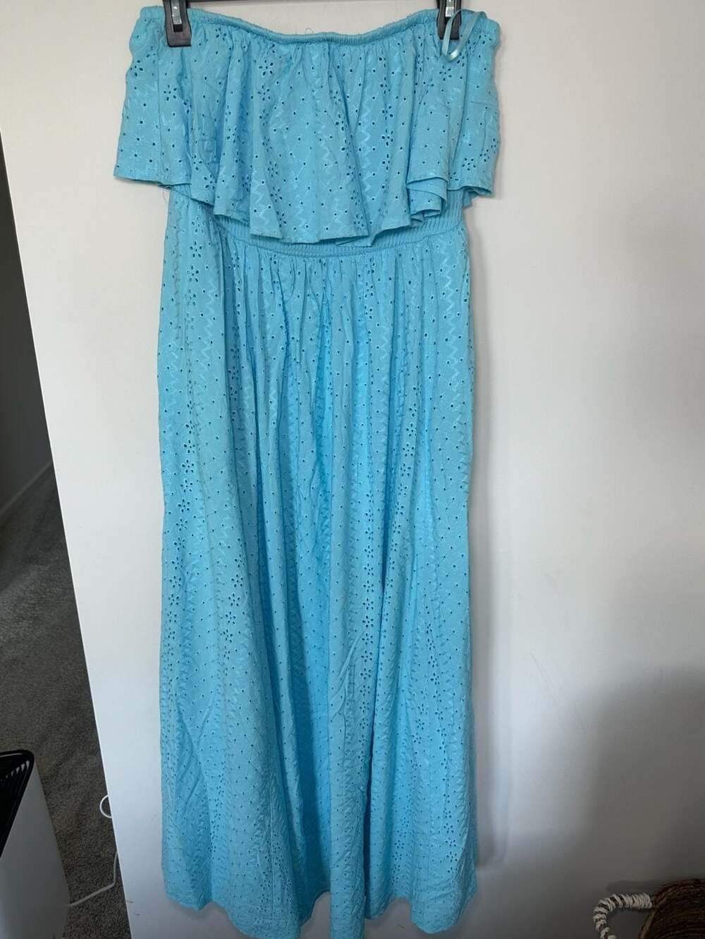 Torrid Blue Eyelet Strapless Smocked Bodice Maxi Dress Size 0